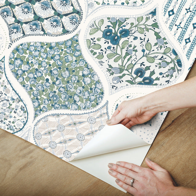 Pippa Peel & Stick Wallpaper Peel and Stick Wallpaper RoomMates   
