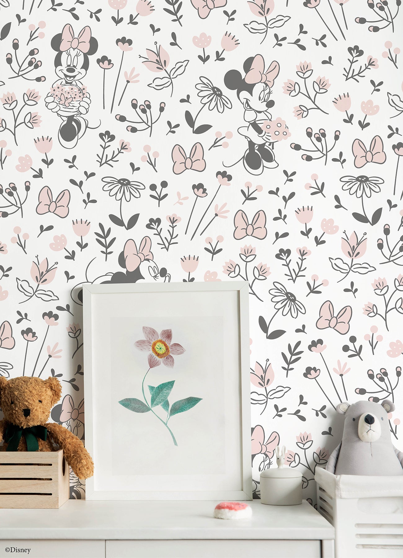 Disney Minnie Mouse Pretty as a Flower Peel & Stick Wallpaper Peel and Stick Wallpaper RoomMates