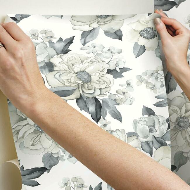 Watercolor Floral Bouquet Peel & Stick Wallpaper Peel and Stick Wallpaper RoomMates   